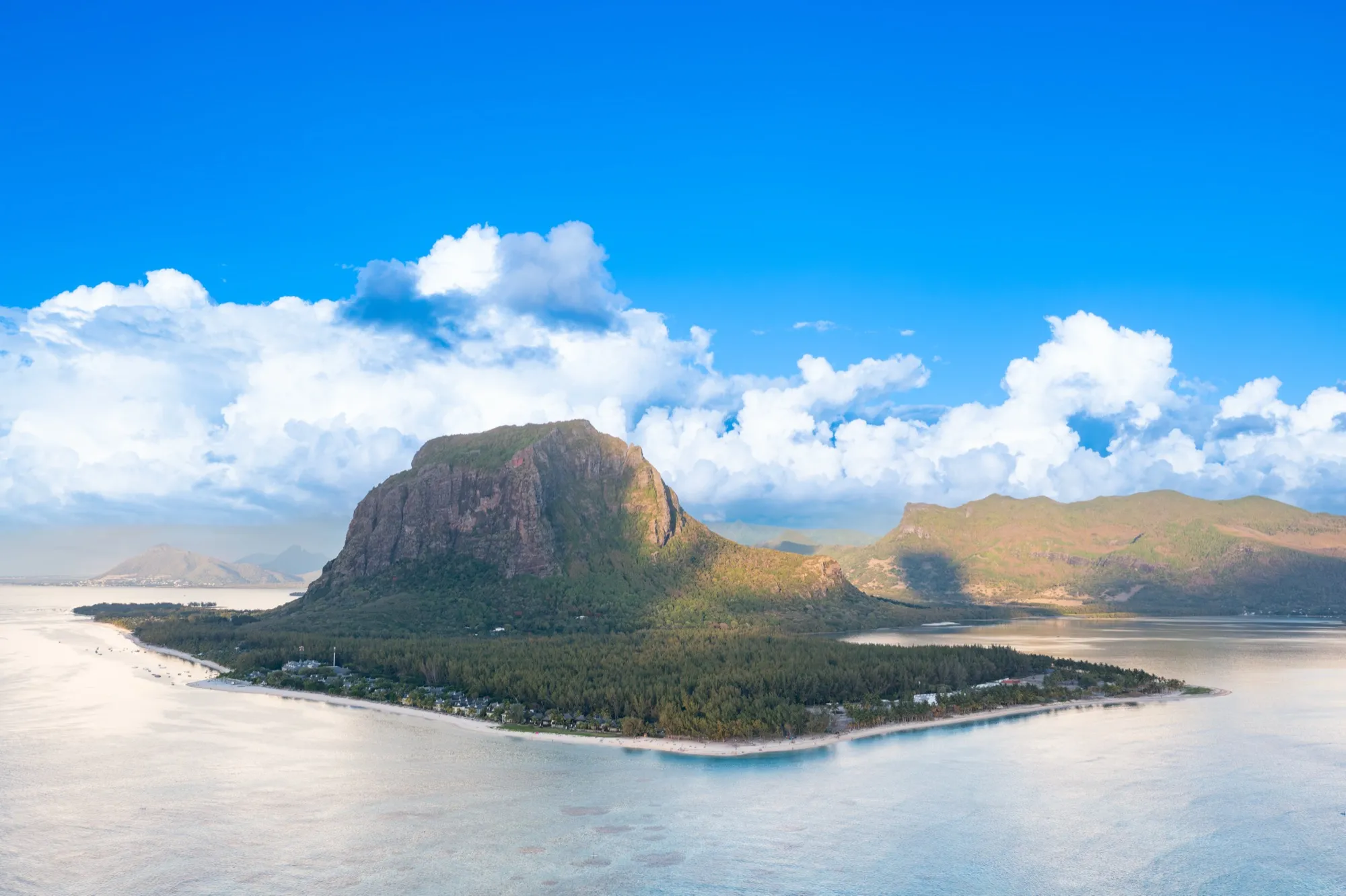 Le Morne beach, view of the kitesurf spot